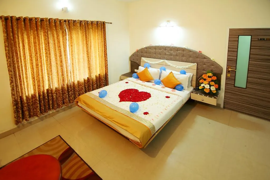 Teamount Suites Munnar Bed & Breakfast Devikolam
