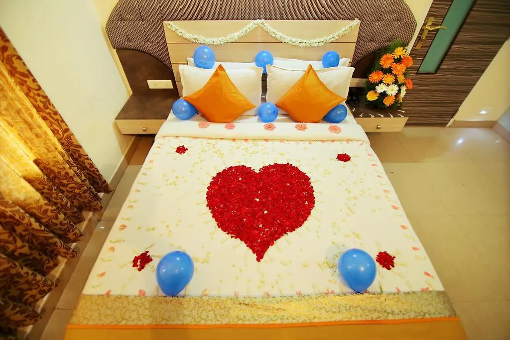 Teamount Suites Munnar Bed & Breakfast Devikolam
