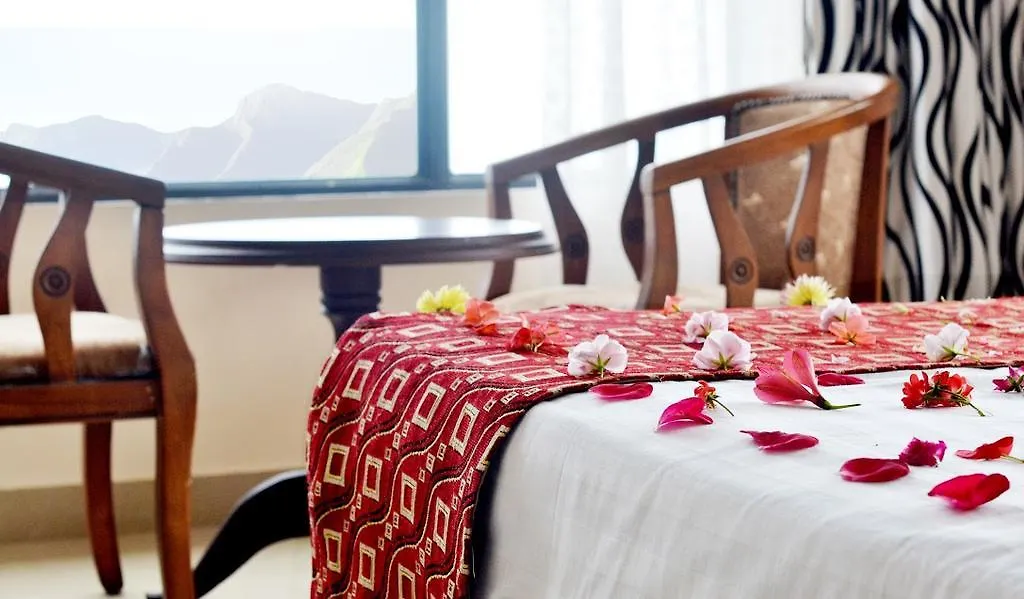 Teamount Suites Munnar Devikolam