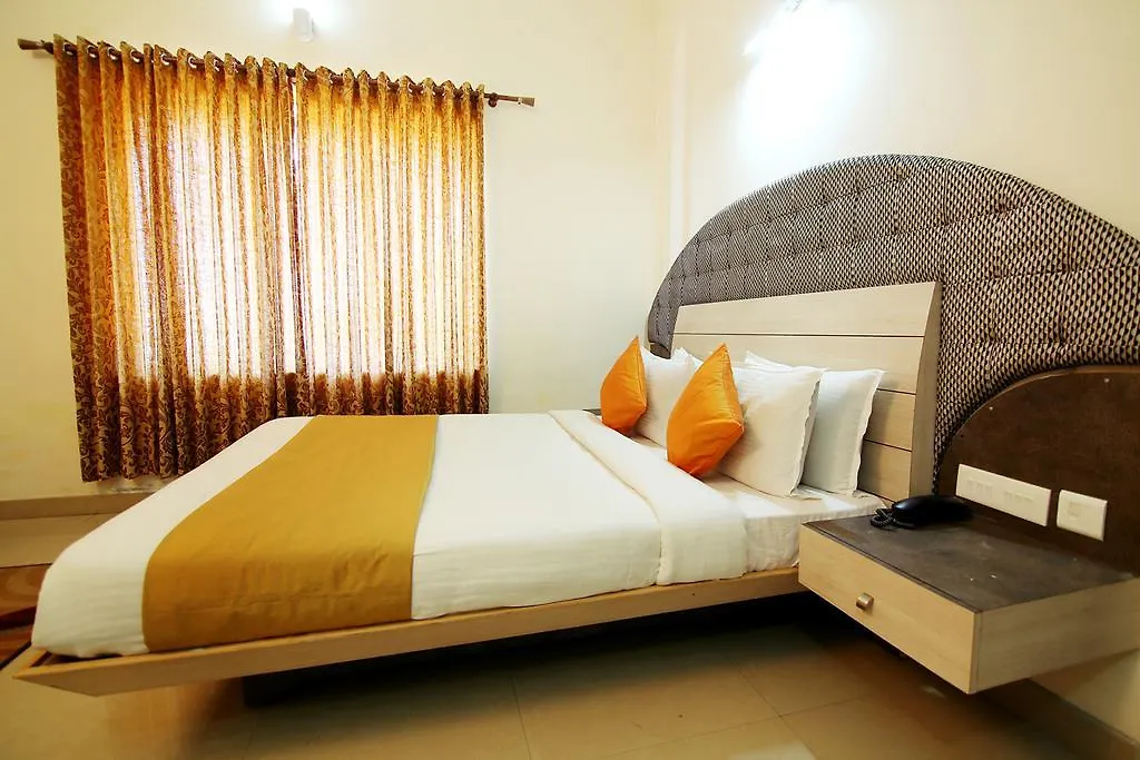 Tea Mount Suites Devikolam 3*,